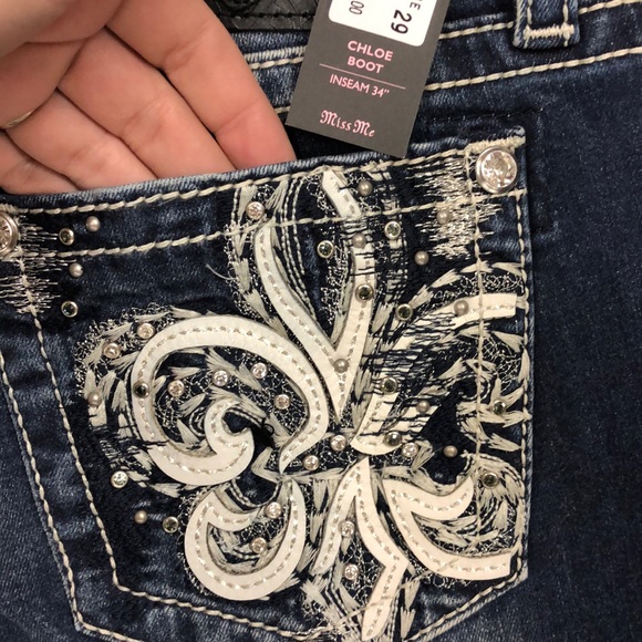 New Fluer De Lis Miss Me Jeans - Picture 5 of 5